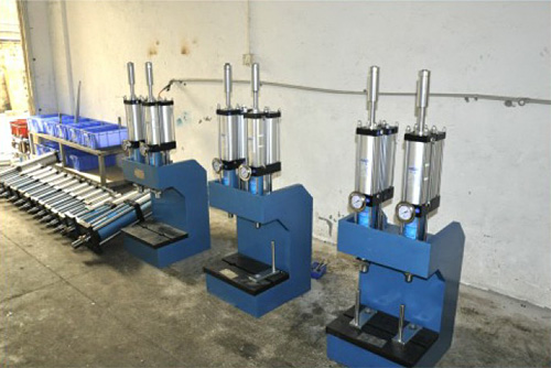 菠萝视频污版网址入口批量生产增压缸成品