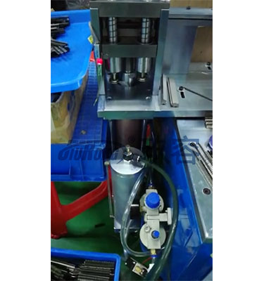 倒装型菠萝福利导航缸